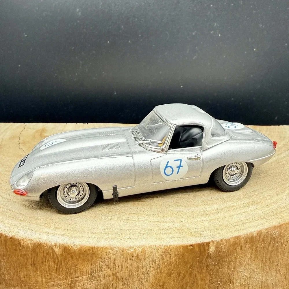 Best Model Jaguar E-Type #67 Scale 1:43 Race Version Model Best Jaguar Race Car